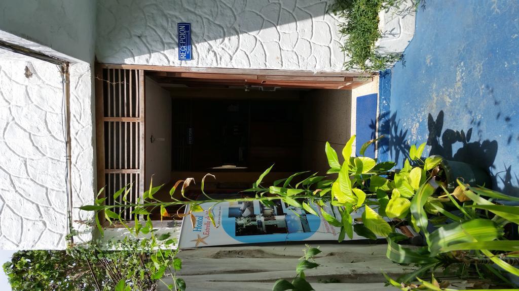 阿约拉港 埃斯特雷亚雷特旅舍旅舍 外观 照片